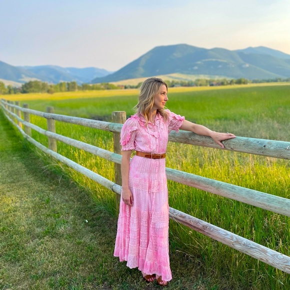 Meet your Posher, Billie - Picture 2 of 6